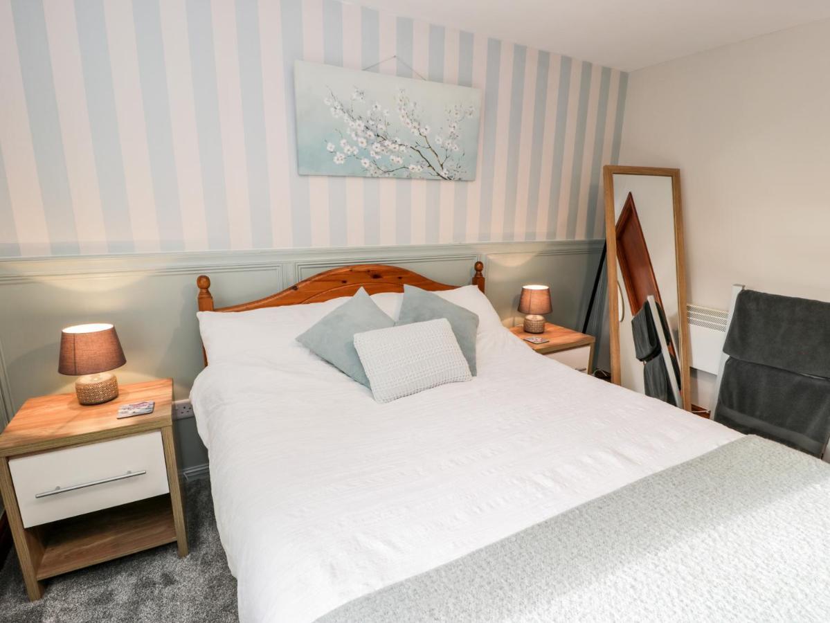Holiday home Peniarth *